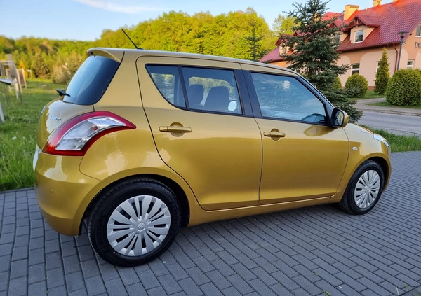 Suzuki Swift cena 35900 przebieg: 106000, rok produkcji 2014 z Gostyń małe 497